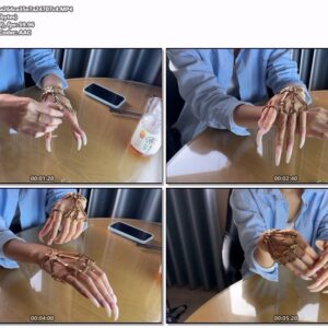 #202 - Posing Long Claws With Skeleton Glove