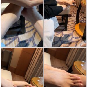 #430 - Showing My Feet And Toes
