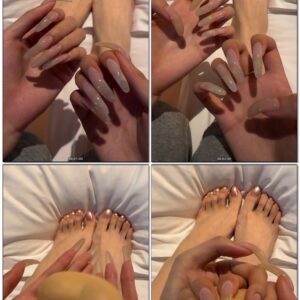 #594 - Squeezing With Long Nails And Feet