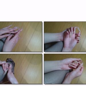#44 – VR/3D – Shiny Natural Nails Posing On Leggings