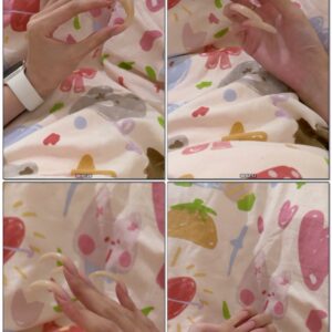 #913 – Laying In Bed Fiddling With My Long Nails